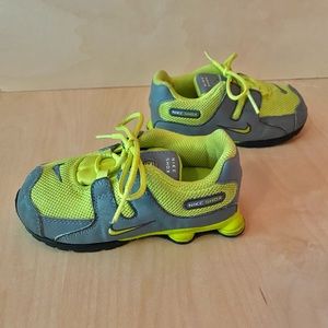Nike Shox (Toddler 9C)